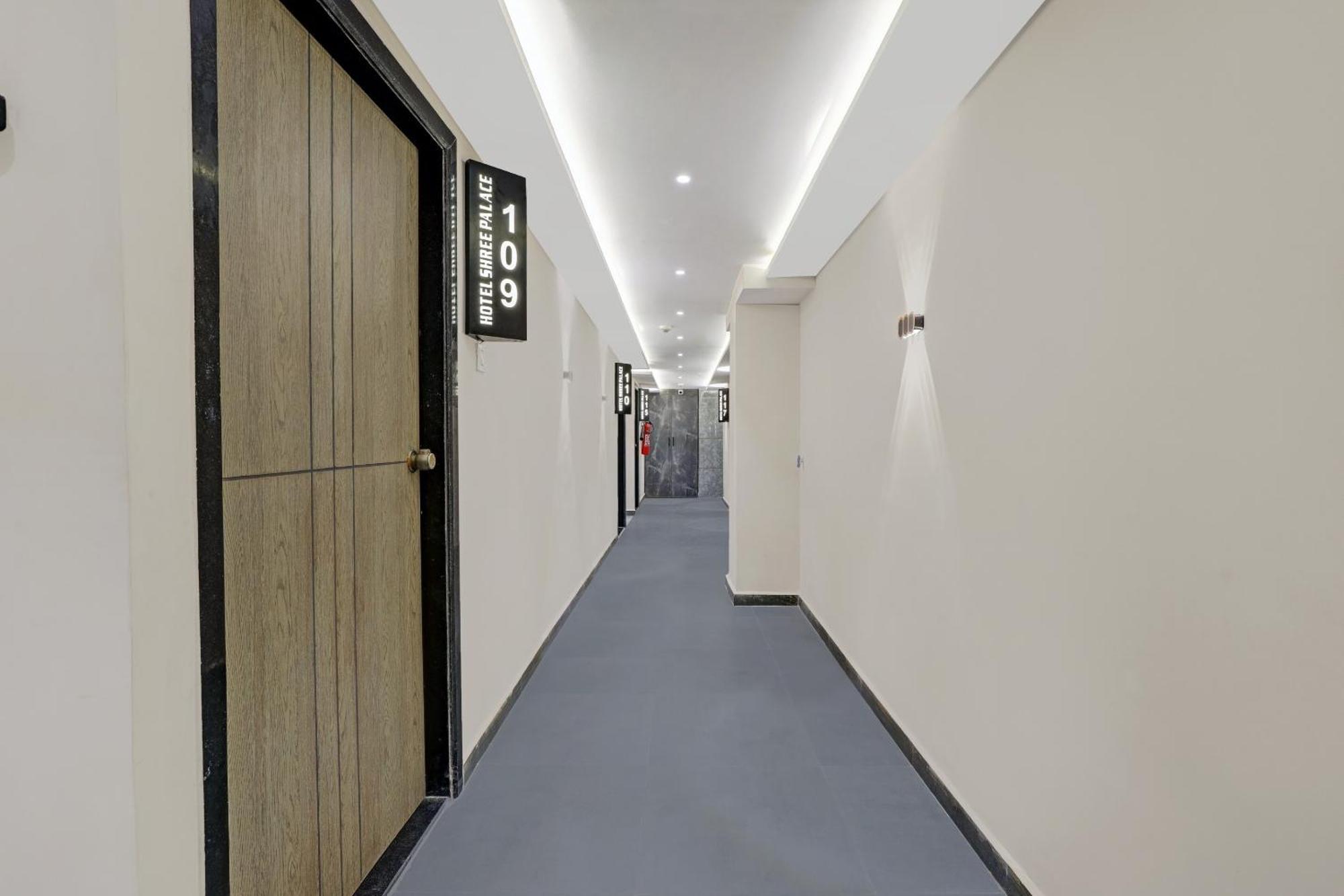Hotel O Shree Palace Utrān Εξωτερικό φωτογραφία