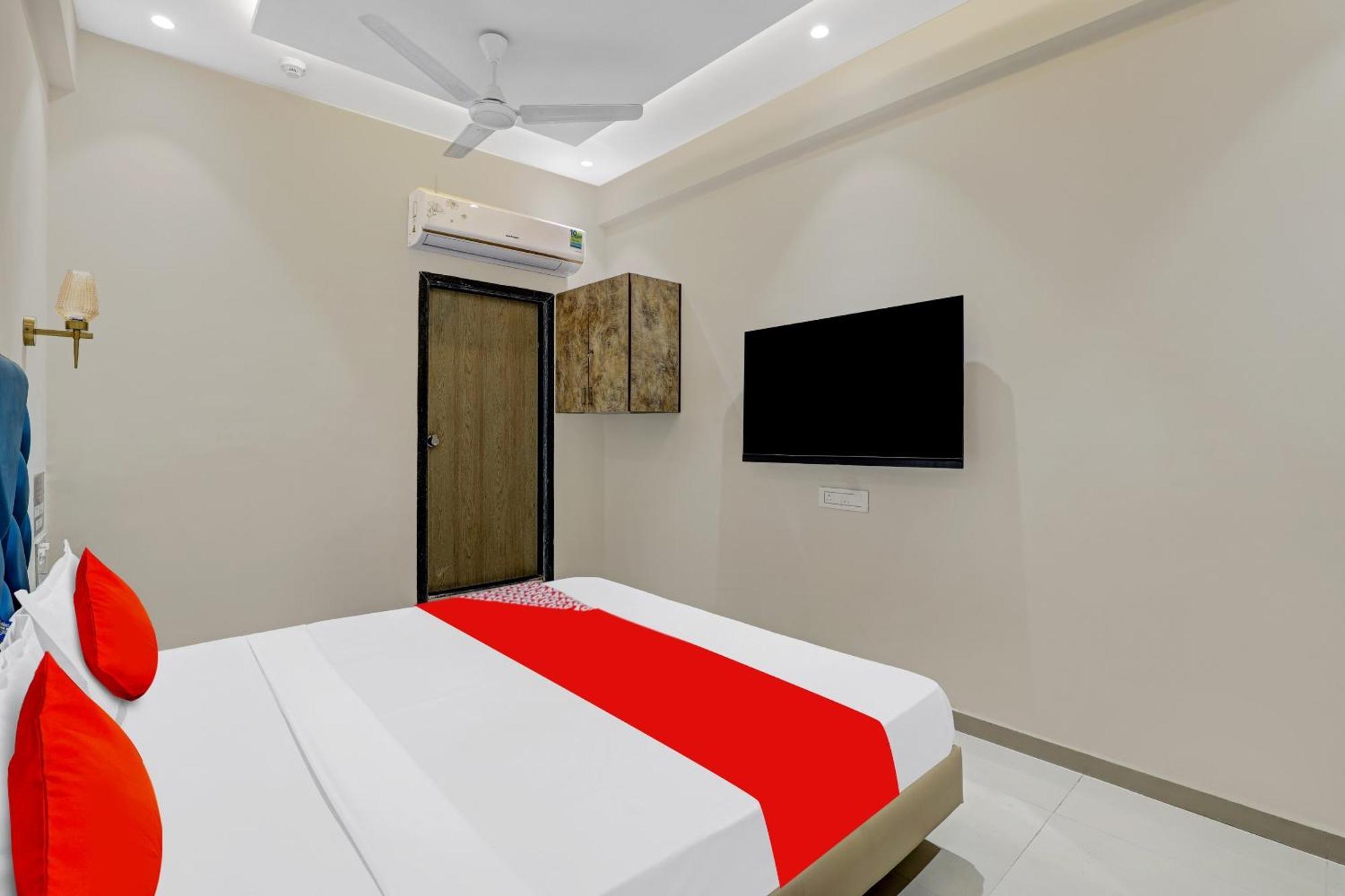 Hotel O Shree Palace Utrān Εξωτερικό φωτογραφία