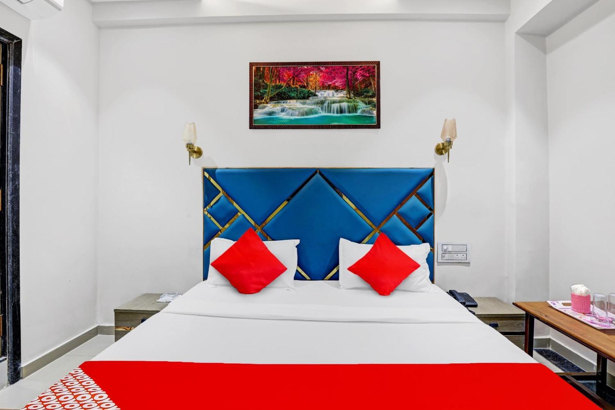 Hotel O Shree Palace Utrān Εξωτερικό φωτογραφία